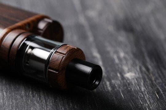 E cigi bolt Guide to the Best e cigarette rechargeable Devices and Smart Buying Tips