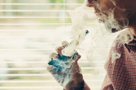 trực tiếp bóng đá live watch guide and e cigarette health issues – smart viewing habits and vaping risks