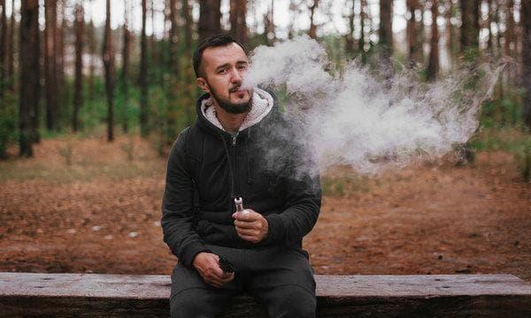 Investigating Einweg E-Zigarette hazards and myths — can cigarette smoke cause quantum tunneling in electronic devices?